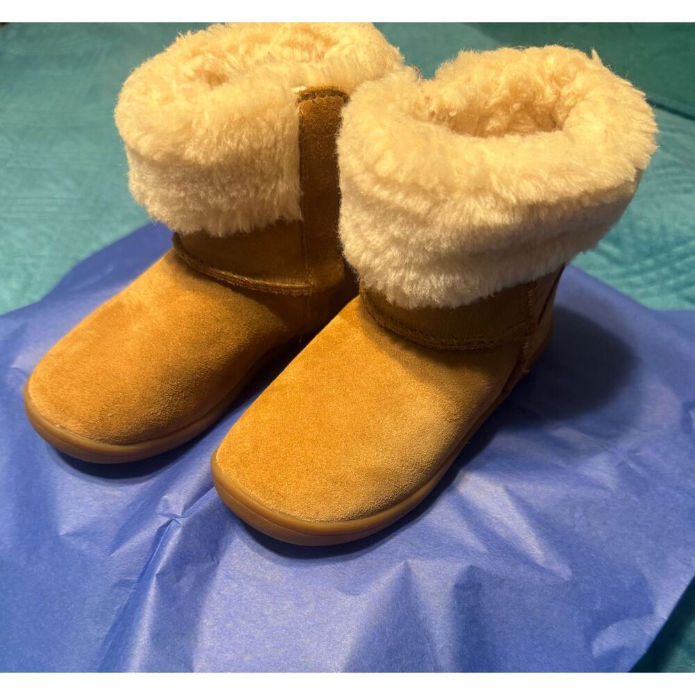 Ugg Toddlers' Sammee Boot in Chestnut, Size 9T, Pre-loved